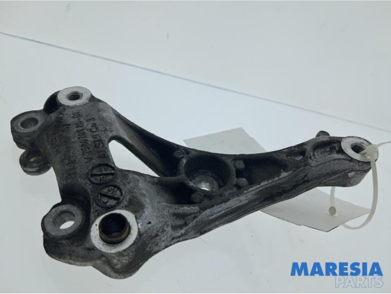 Citroen - C4 Picasso - Air conditioning bracket