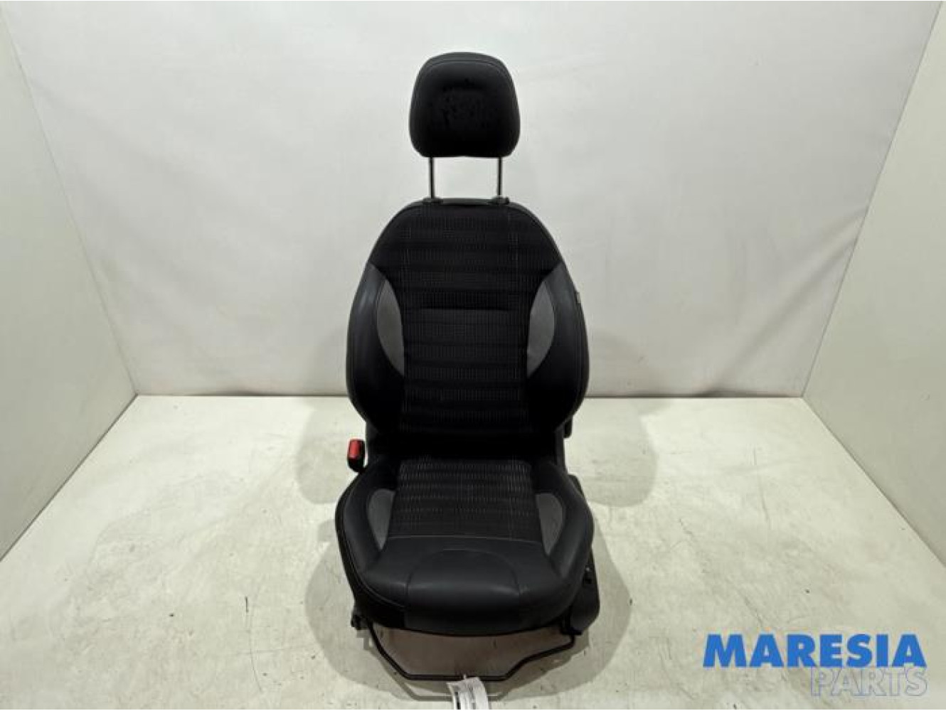 Peugeot - 2008 - Siège gauche