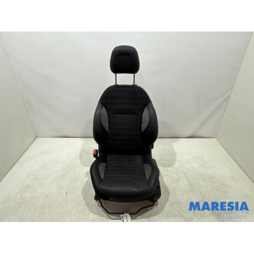 Peugeot - 2008 - Siège gauche