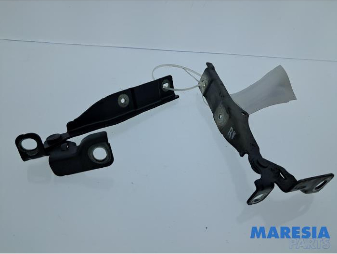 Citroen - C3 - Bonnet Hinge