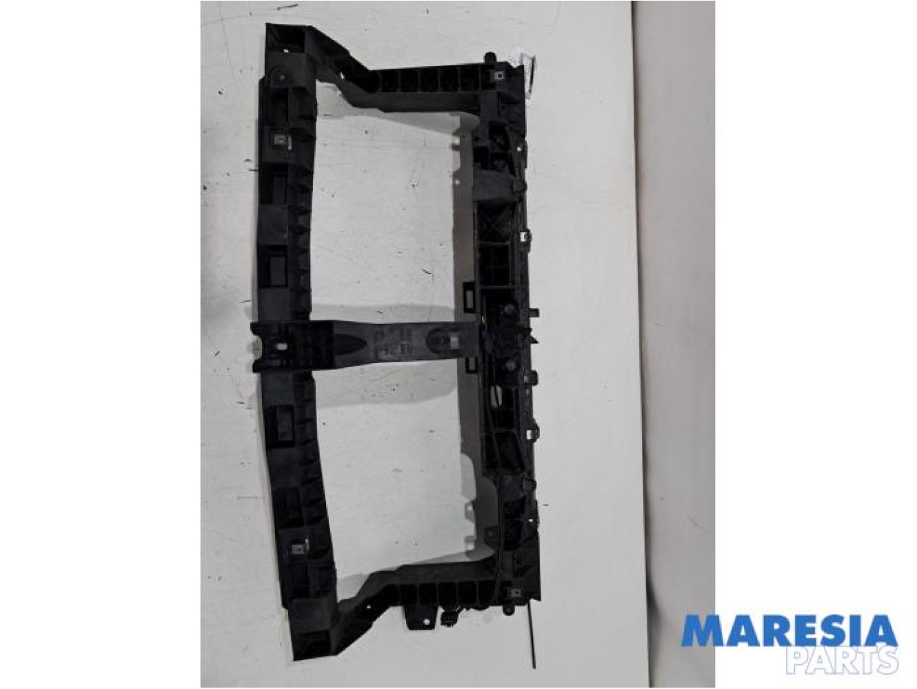 Renault - Trafic - Frontpaneel