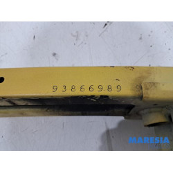 Renault - Trafic - Front bumper frame
