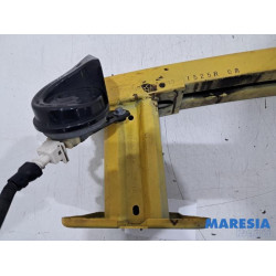 Renault - Trafic - Front bumper frame