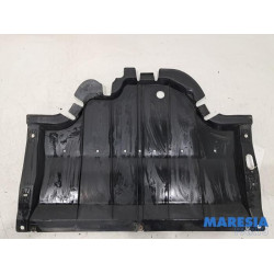 Renault - Trafic - Engine protection panel