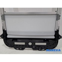 Peugeot - 2008 - Schiebehimmel Mechanik