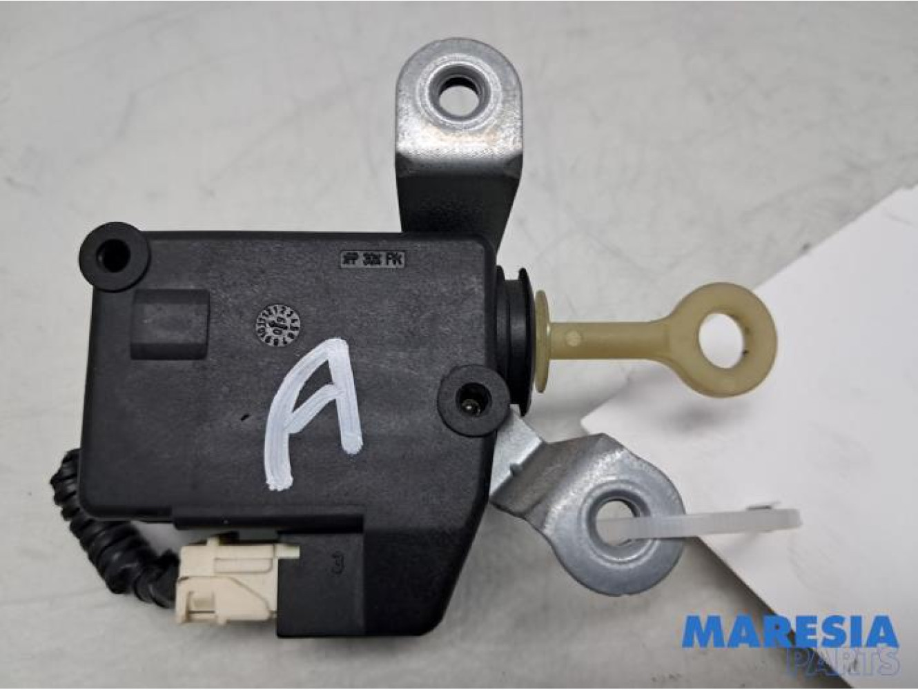 Peugeot - 107 - Mécanique de verrouillage hayon