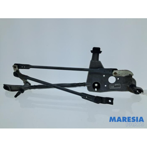 Peugeot - 308 - Wiper mechanism
