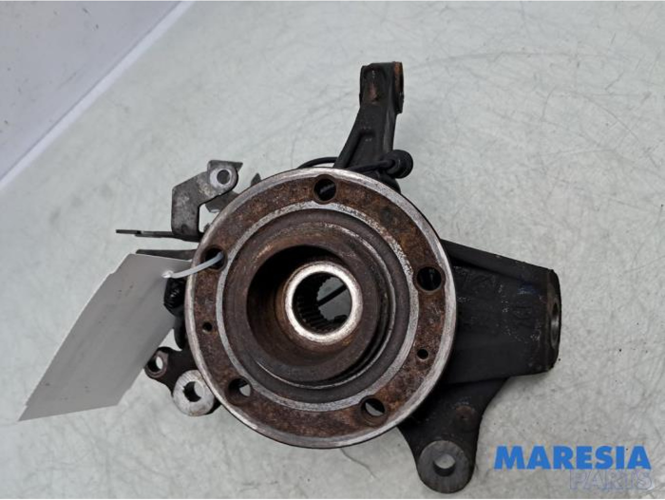 Peugeot - 308 - Fusee links-voor