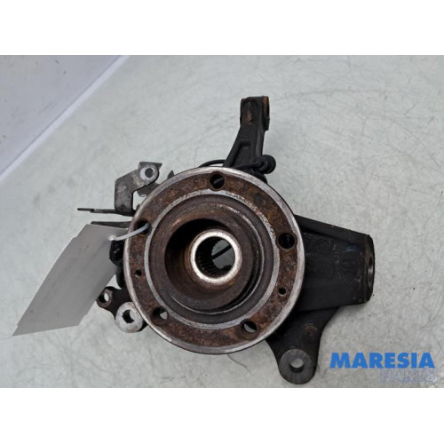 Peugeot - 308 - Fusee links-voor