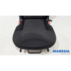 Peugeot - 308 - Rear seat