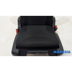 Peugeot - 308 - Rear seat