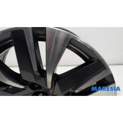 Peugeot - 2008 - Wheel