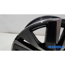 Peugeot - 2008 - Wheel