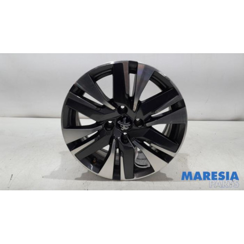 Peugeot - 2008 - Wheel