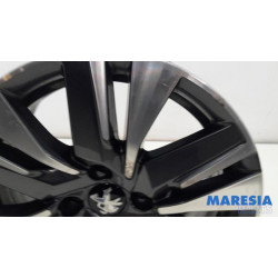 Peugeot - 2008 - Wheel