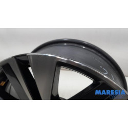 Peugeot - 2008 - Wheel