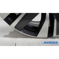 Peugeot - 2008 - Wheel