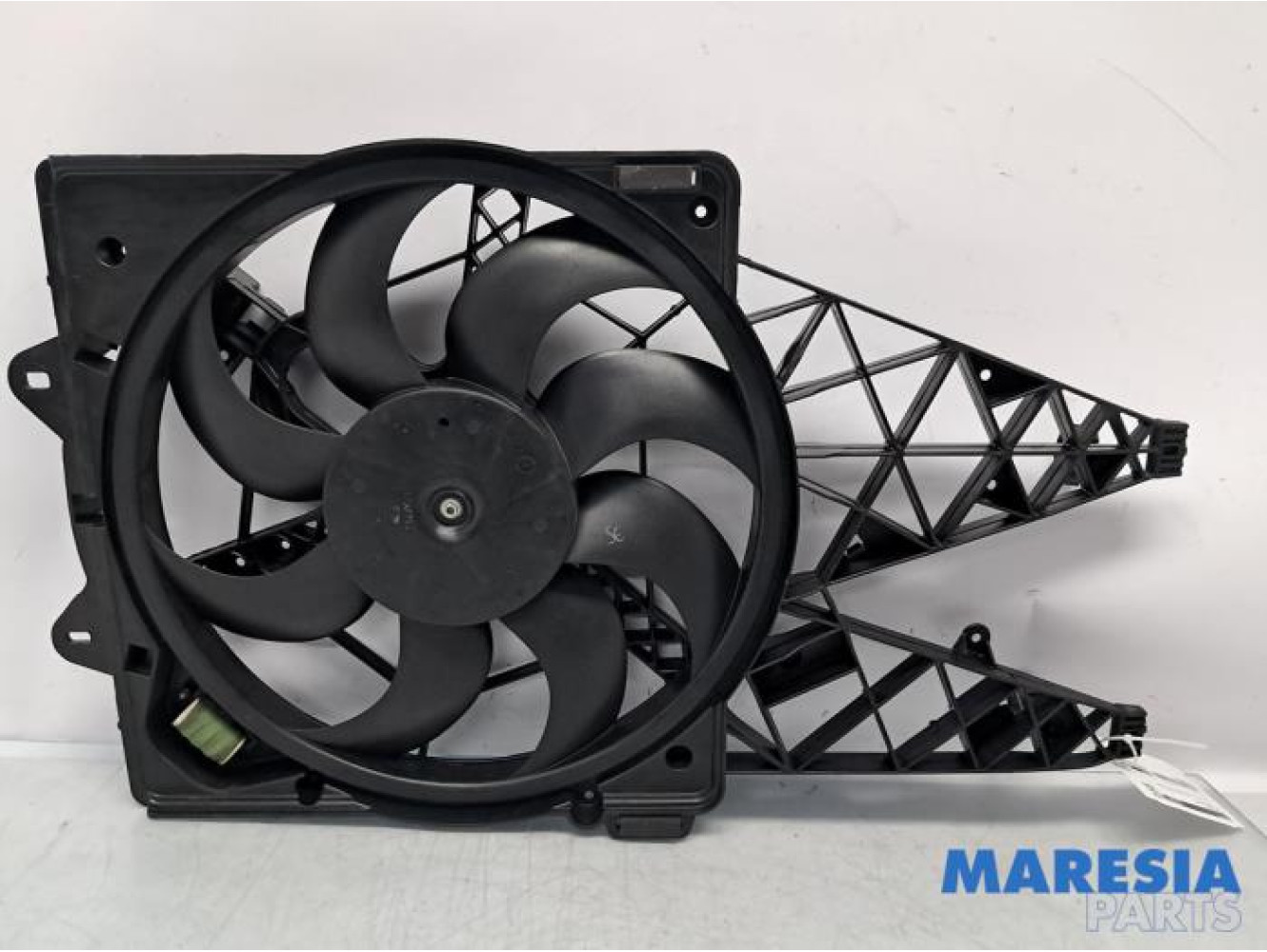 Opel - Combo - Kühlgebläse Motor