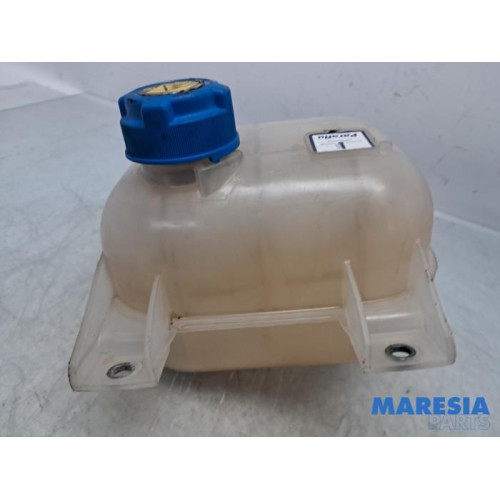 Opel - Combo - Expansion vessel