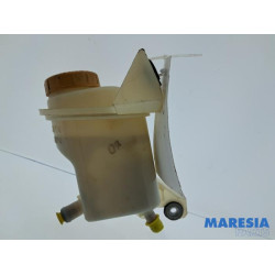 Opel - Combo - Power steering fluid reservoir