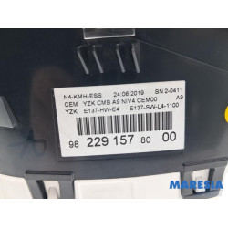 Peugeot - 2008 - Instrument panel