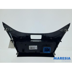 Peugeot - 2008 - Kachel Bedieningspaneel