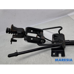 Opel - Combo - Hebemachanik Reserverad