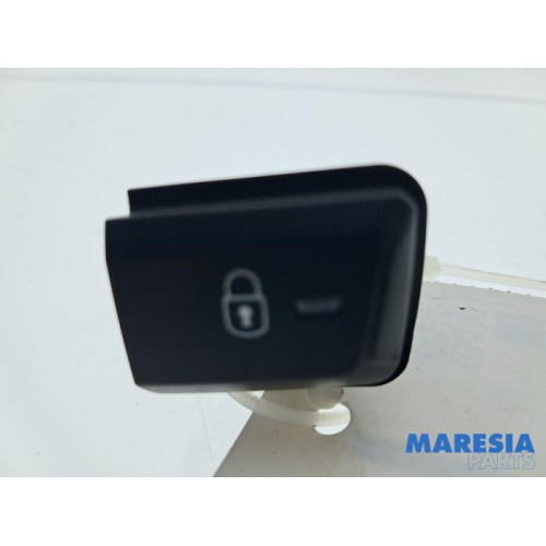 Peugeot - 2008 - Central locking switch