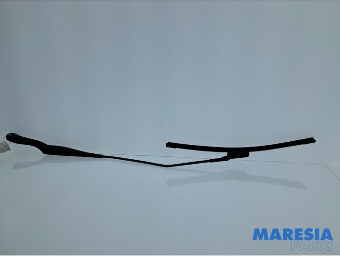 Opel - Combo - Front wiper arm