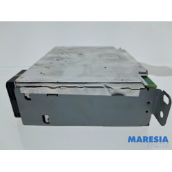 Peugeot - 2008 - Radio