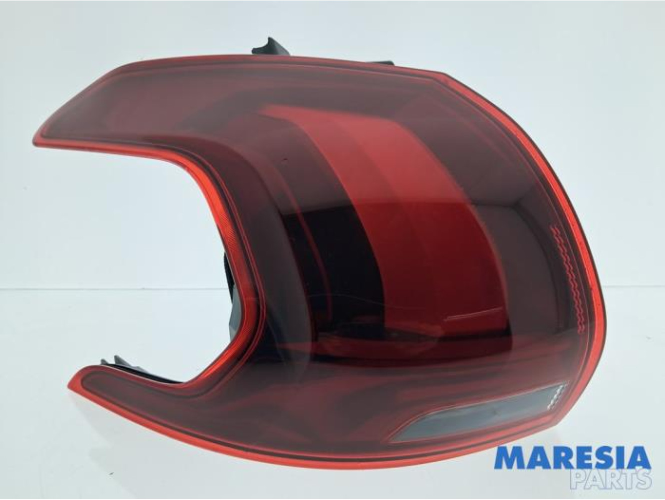 Peugeot - 2008 - Taillight, left