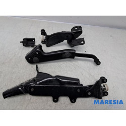 Opel - Combo - Schuifdeurrol rechts