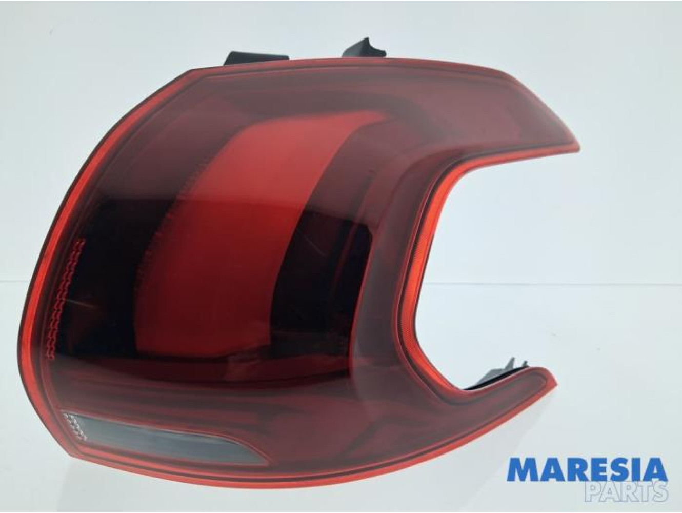 Peugeot - 2008 - Taillight, right