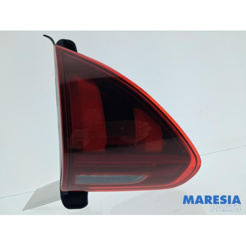 Peugeot - 2008 - Rücklicht links