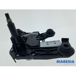 Peugeot - 2008 - Scheibenwischermotor hinten