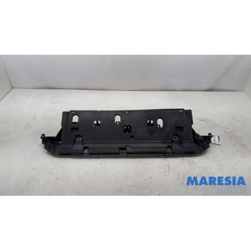 Peugeot - 208 - Pare-chocs plaque inférieure