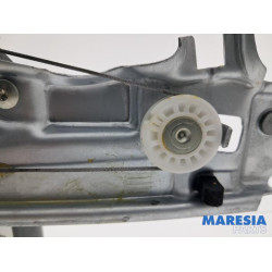 Peugeot - 2008 - Ruitmechaniek 4Deurs links-achter