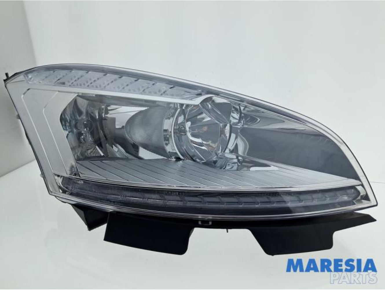 Citroen - C4 Picasso - Headlight, right