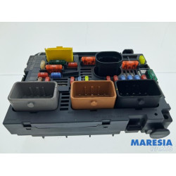 Citroen - C4 Picasso - Fuse box