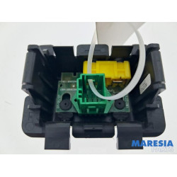 Citroen - C4 Picasso - AUX / USB connection