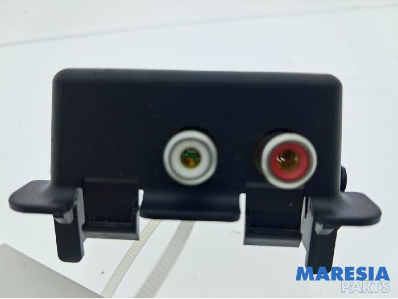 Citroen - C4 Picasso - AUX / USB connection