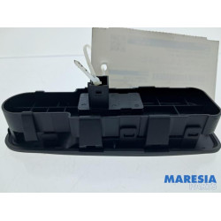 Citroen - C4 Picasso - Electric window switch