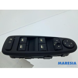 Citroen - C4 Picasso - Multi-functional window switch