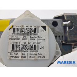 Fiat - 500 - Front seatbelt, left