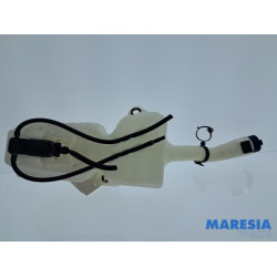Fiat - 500 - Front windscreen washer reservoir