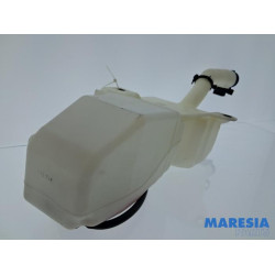Fiat - 500 - Front windscreen washer reservoir