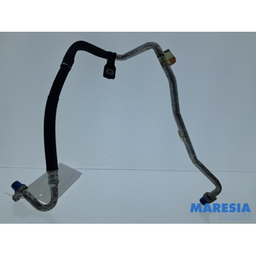 Peugeot - 208 - Tuyau clim