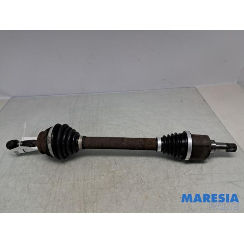 Peugeot - 208 - Front drive shaft, left