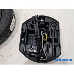 Citroen - C3 - Krikset + reservewiel