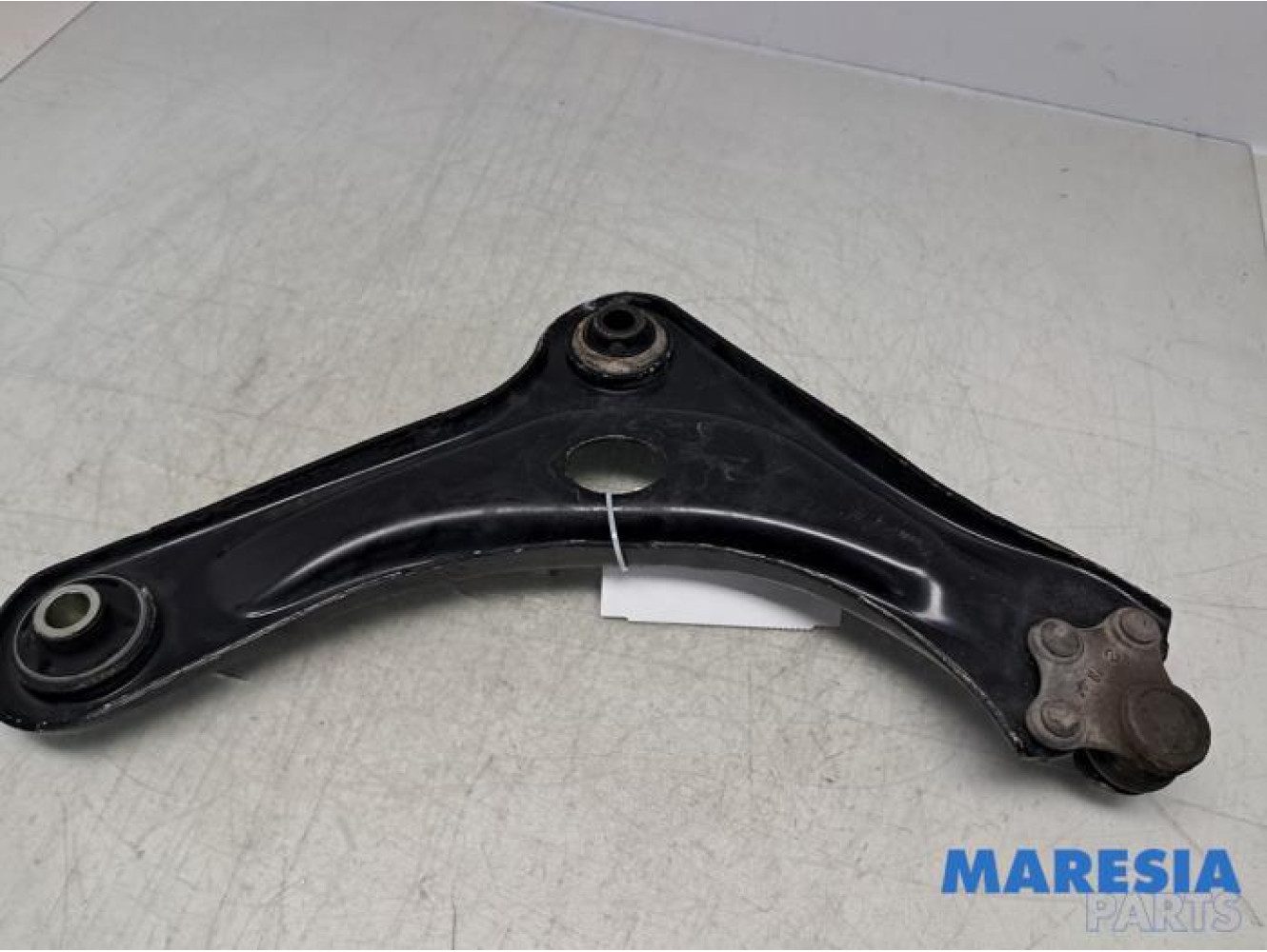 Peugeot - 208 - Querlenker unten links vorne